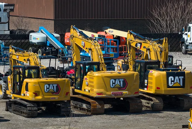 Caterpillar bags $392M tariff refund as duty costs shrink