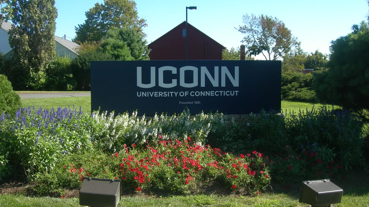 University welcome sign.