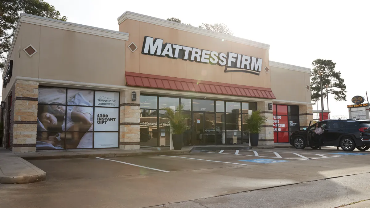 Mattress Firm storefront.