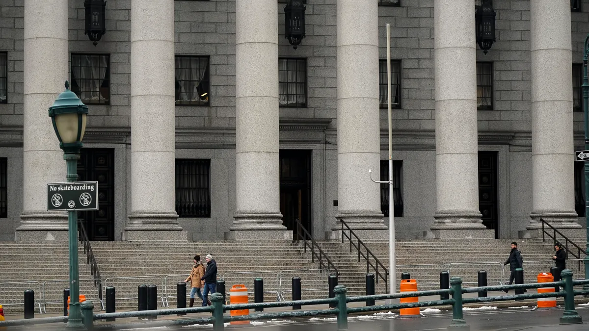 Courthouse with columns and steps