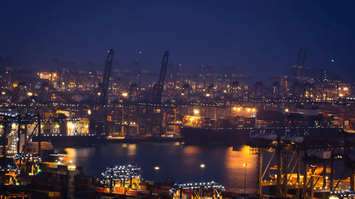 cross-border payments trade stablecoins B2B