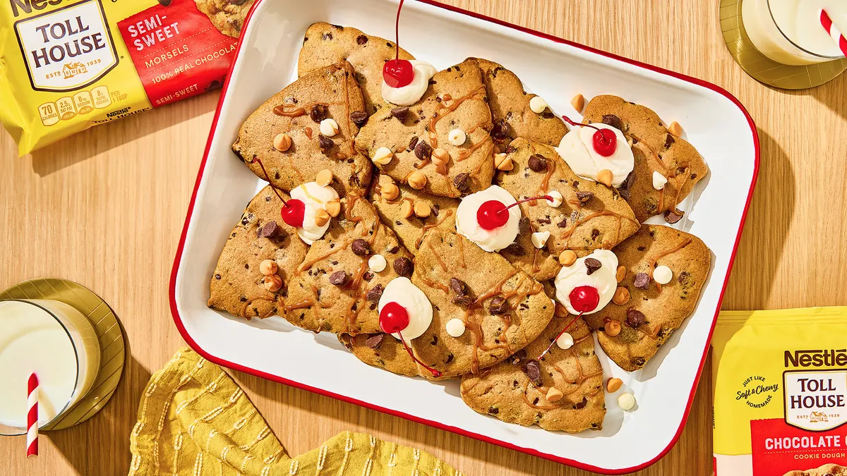 nestle cookie nachos