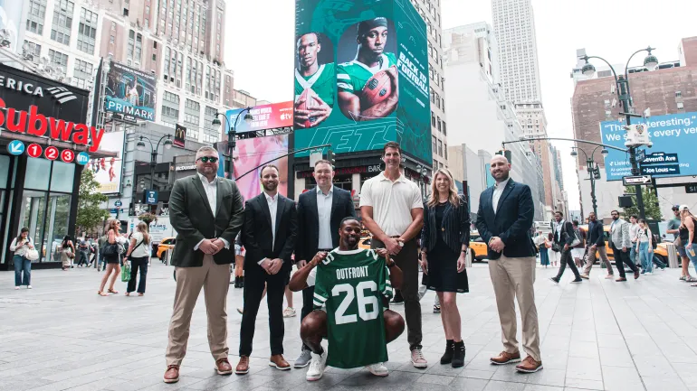 How the New York Jets extends OOH marketing for better storytelling