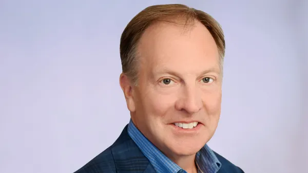 Professional photo of Steve MacMillan