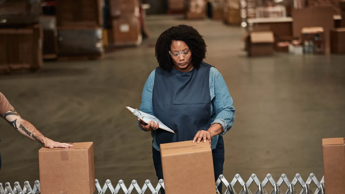 Uber Freight warehouse worker