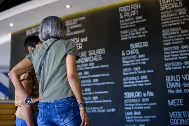 Menu prices moderate in May despite 3-year high inflation