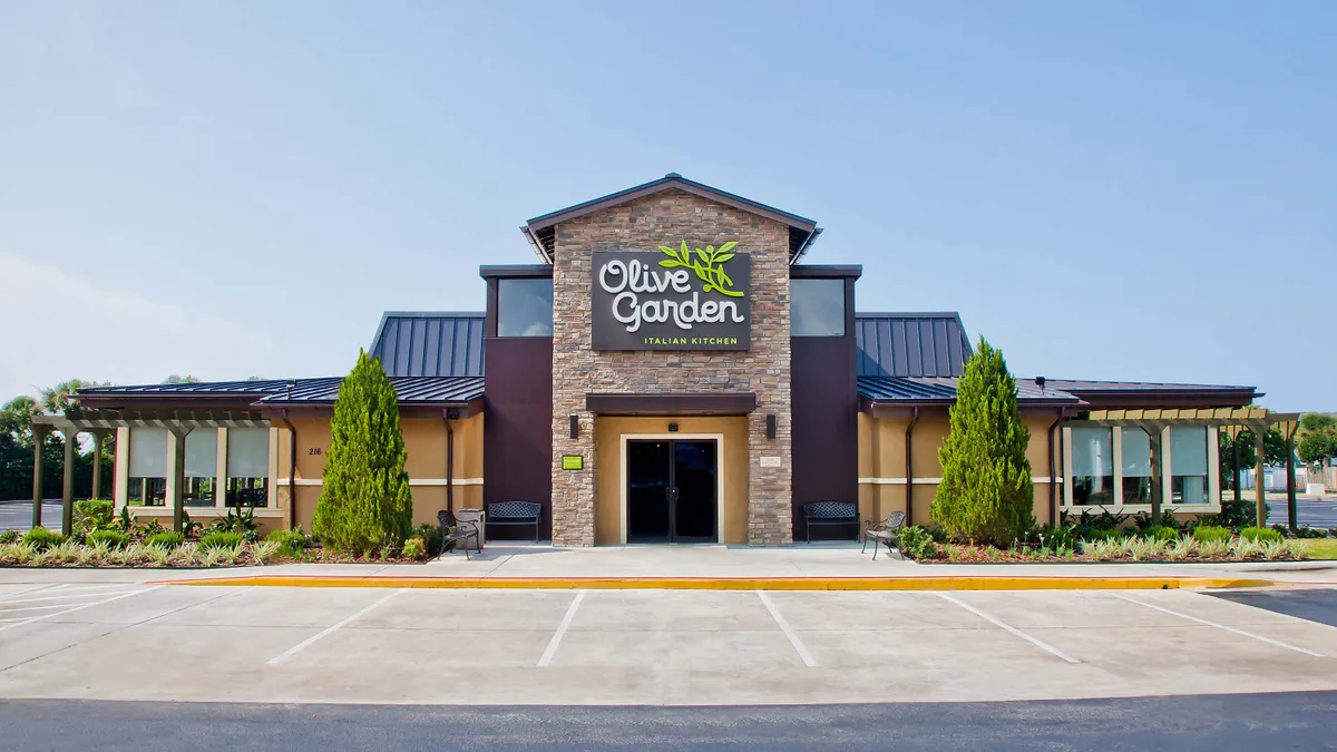 A picture of an Olive Garden restaurant.