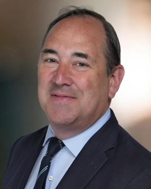 A headshot of Robert Dillard