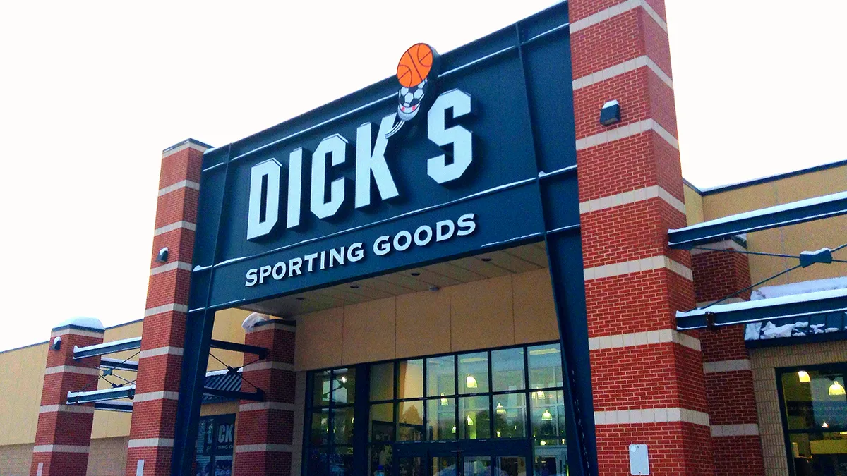 Dick's Sporting Goods storefront