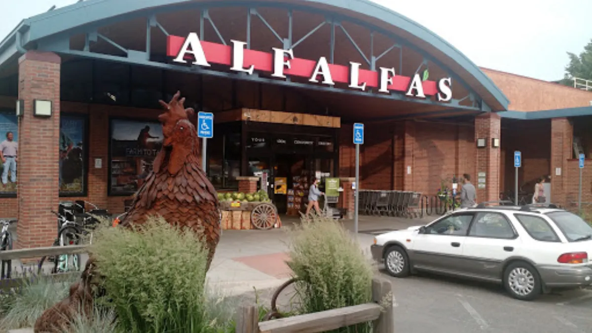 Alfalfa's Market