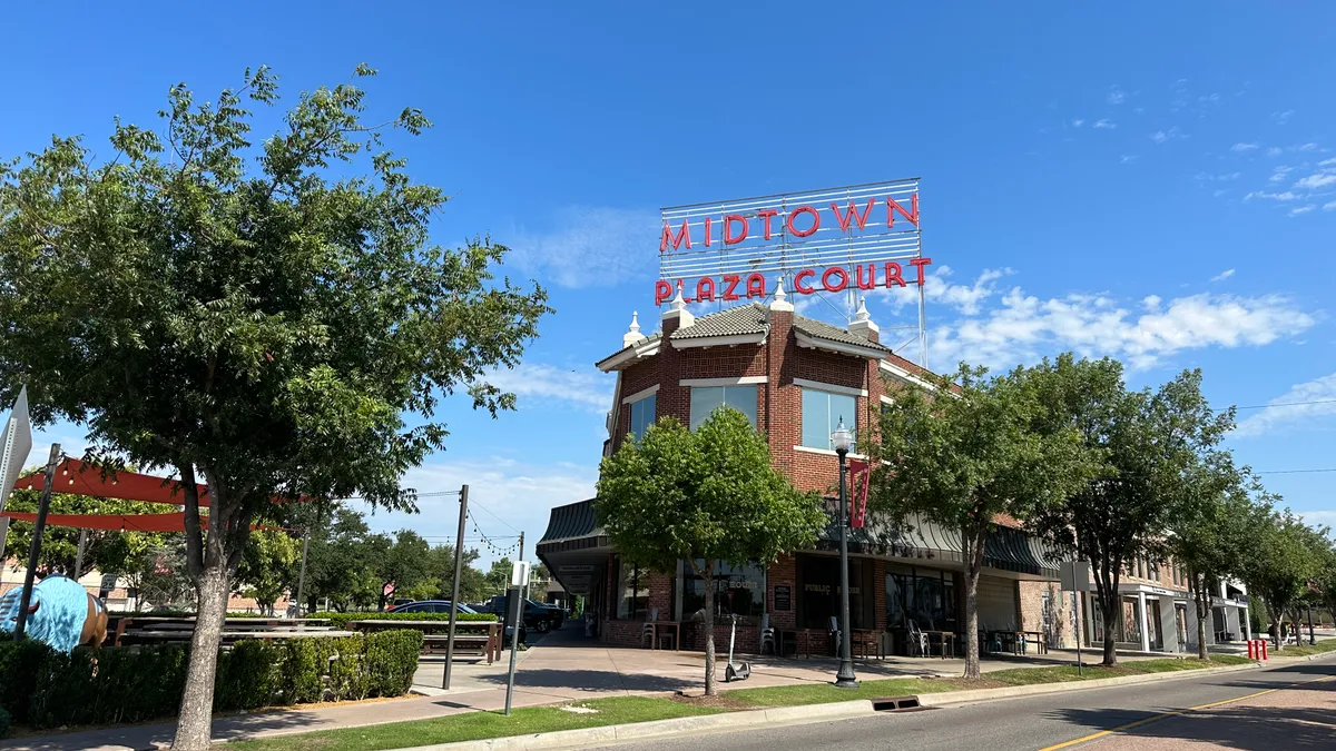 Oklahoma City midtown sign