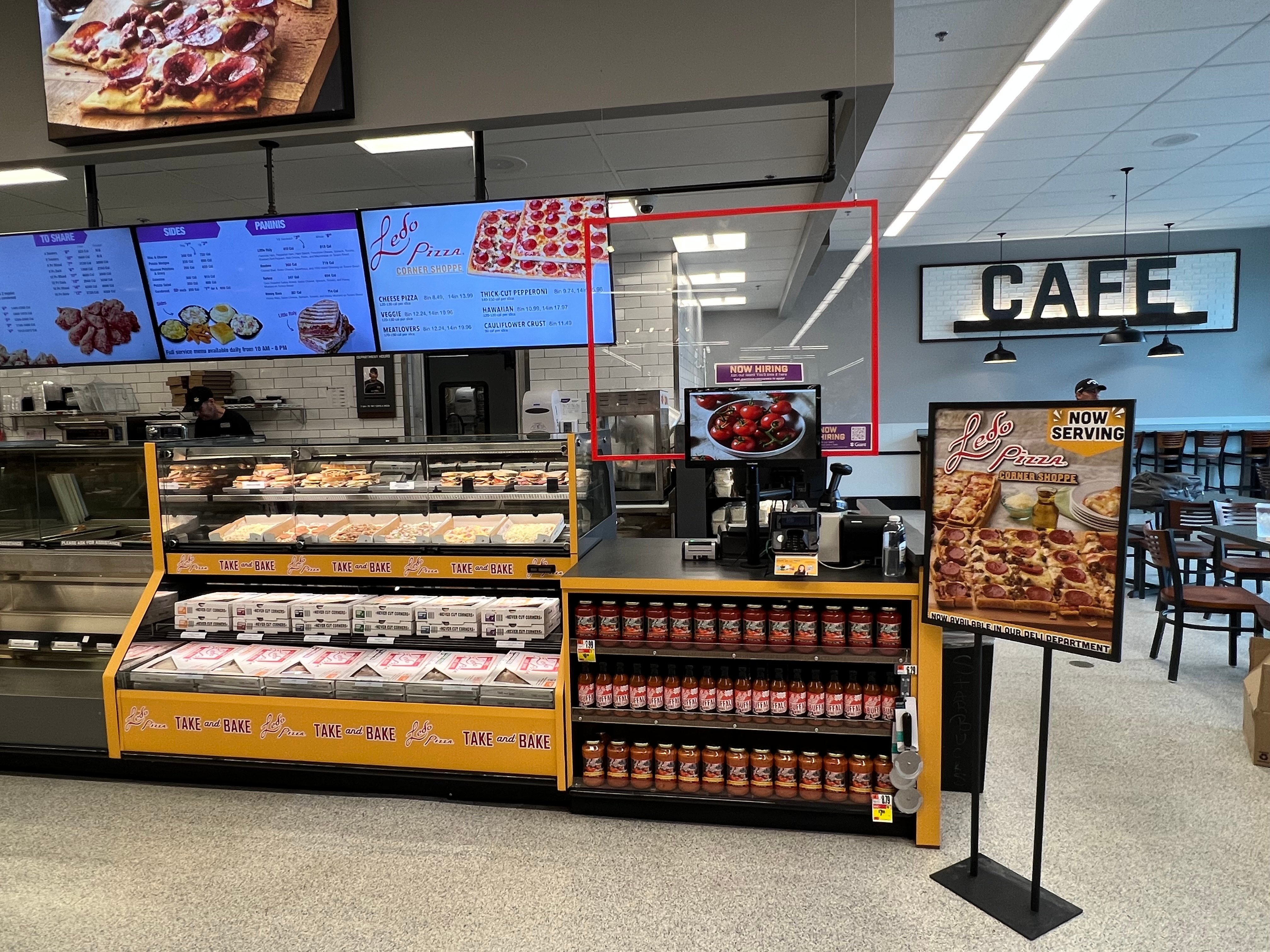  An in-store pizza shop at a grocery store.