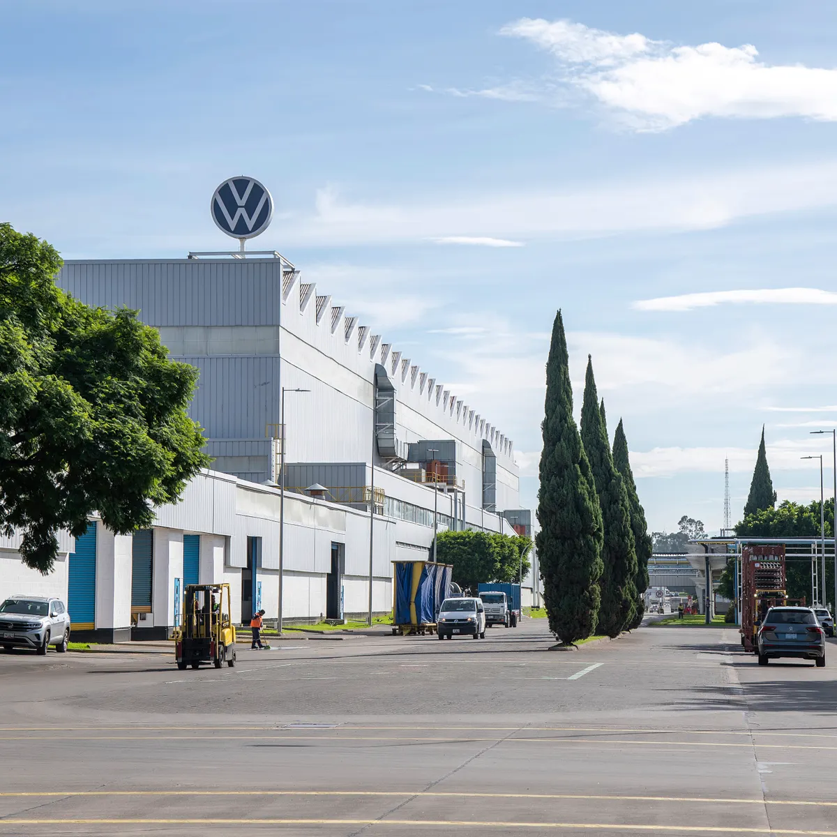 US trade authorities find labor rights denial at Volkswagen plant in Mexico  | WardsAuto