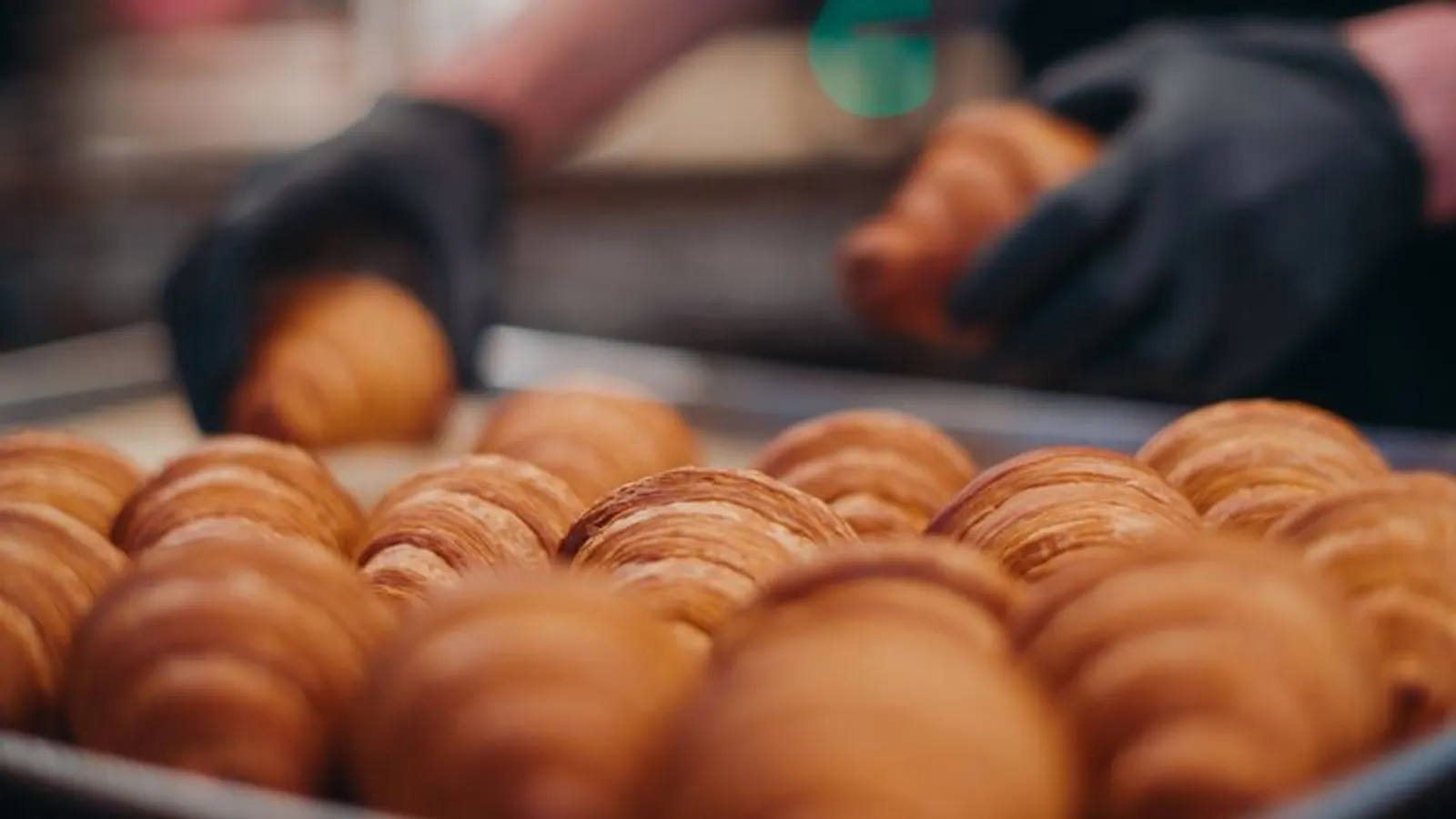 Bakery ingredients supplier AAK to scale Savor’s carbon-based fats