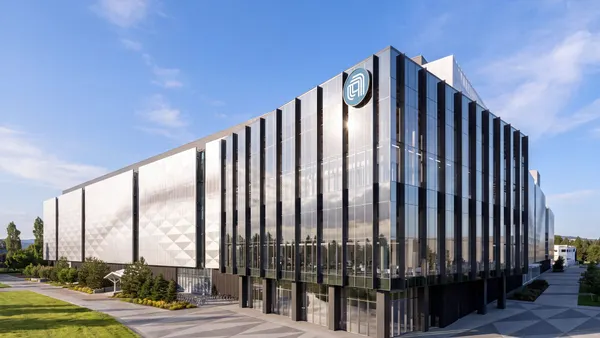 Renders of Applied Materials' new Equipment and Process Innovation and Commercialization Center