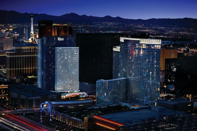 Realty Income invests $800M in 2 Las Vegas resorts