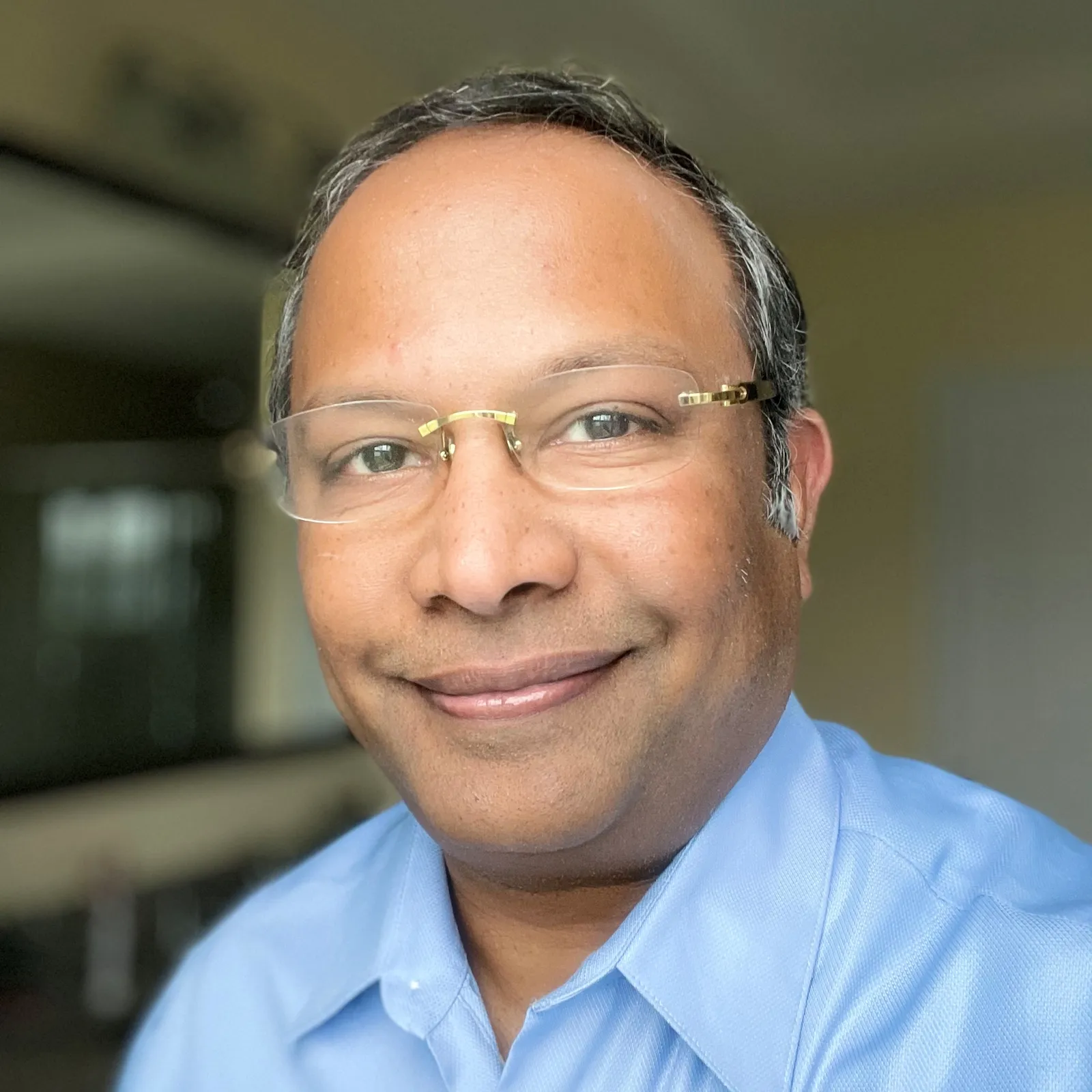 Satish Srinivansan headshot