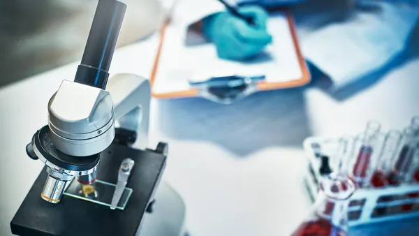 Lab bench