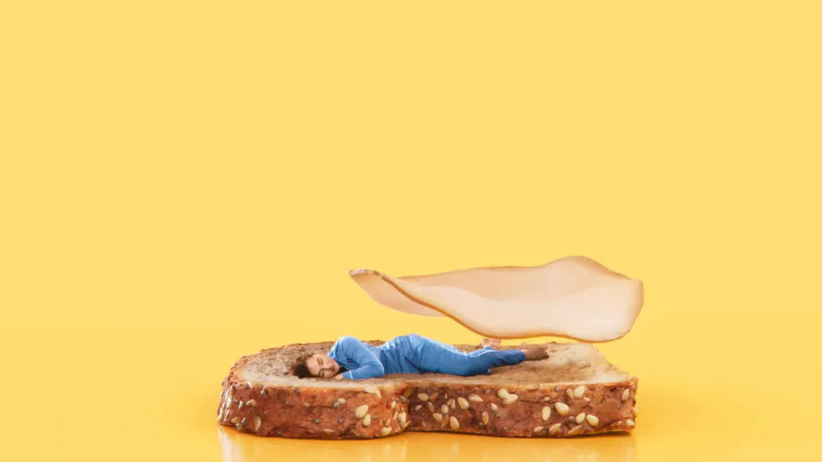 Oscar Mayer's sandwich bed ad