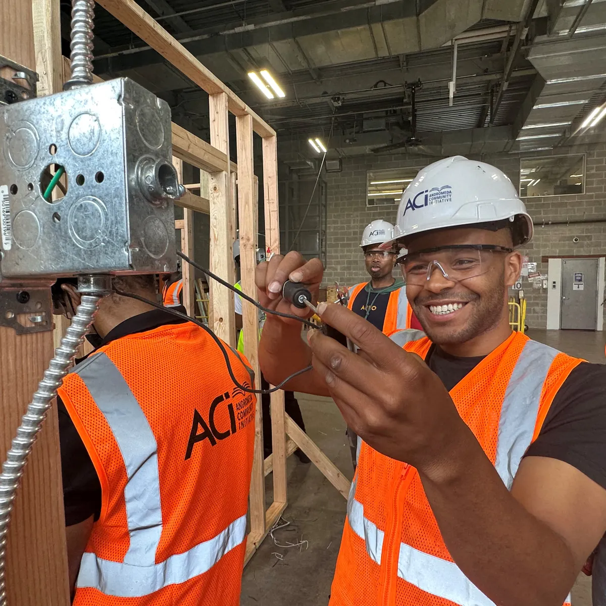 (新品) havehad 25ss City Worker Set-up Habitat for Humanity to bring Jimmy & Rosalynn Carter Work Project