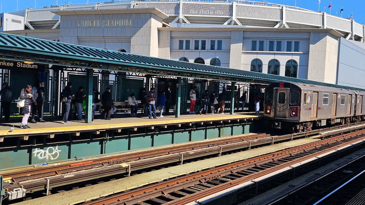 Station platform at the 161st Street-Yankee Stadium subway stop