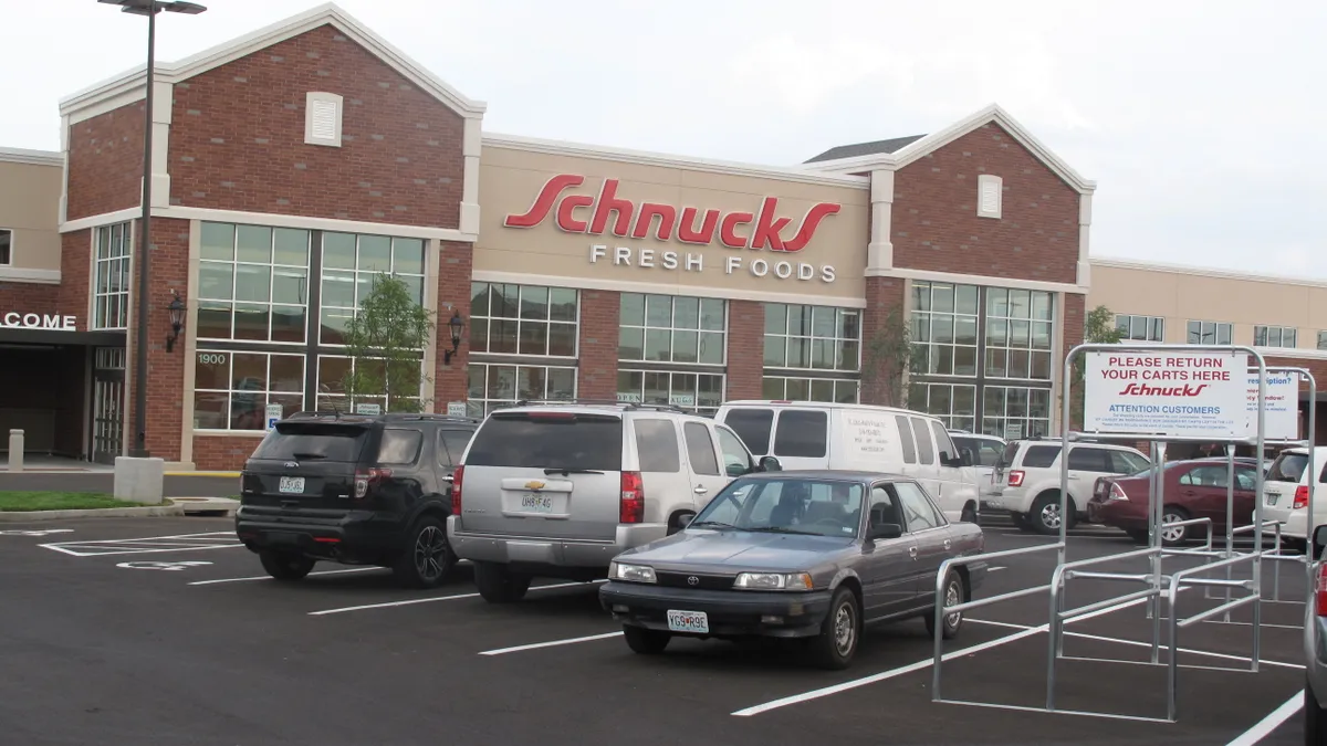 Exterior of Schnucks supermarket