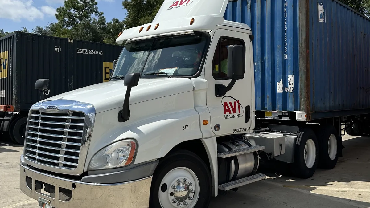 Air Van tractor shipping container