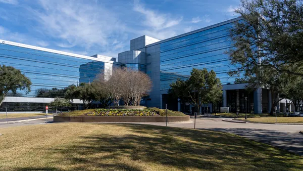 Entrance to Fluor office building in Texas