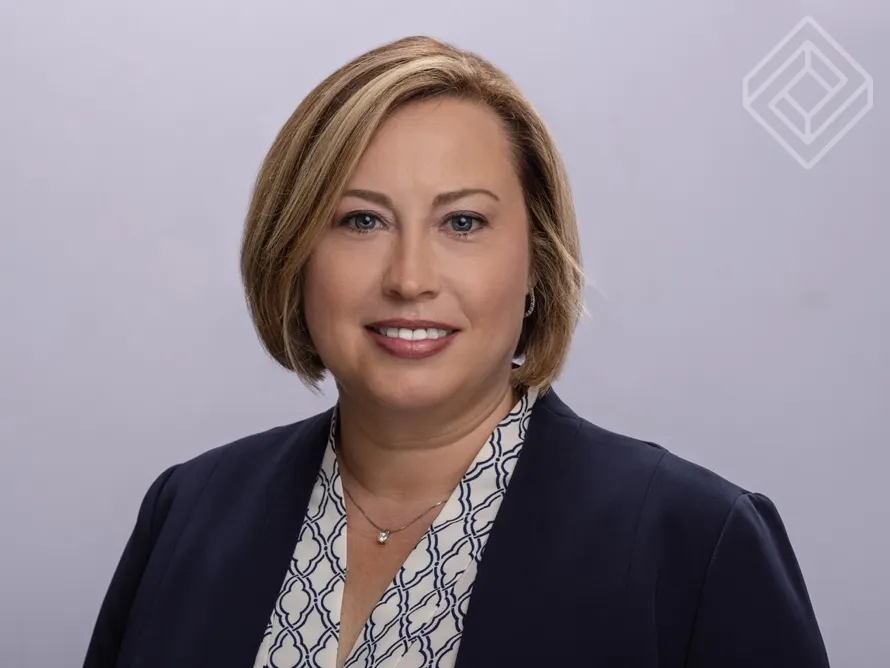 headshot of Ameripen Executive Director Lynn Dyer