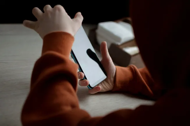 Kids Online Safety Act clears key Senate panel with bipartisan support