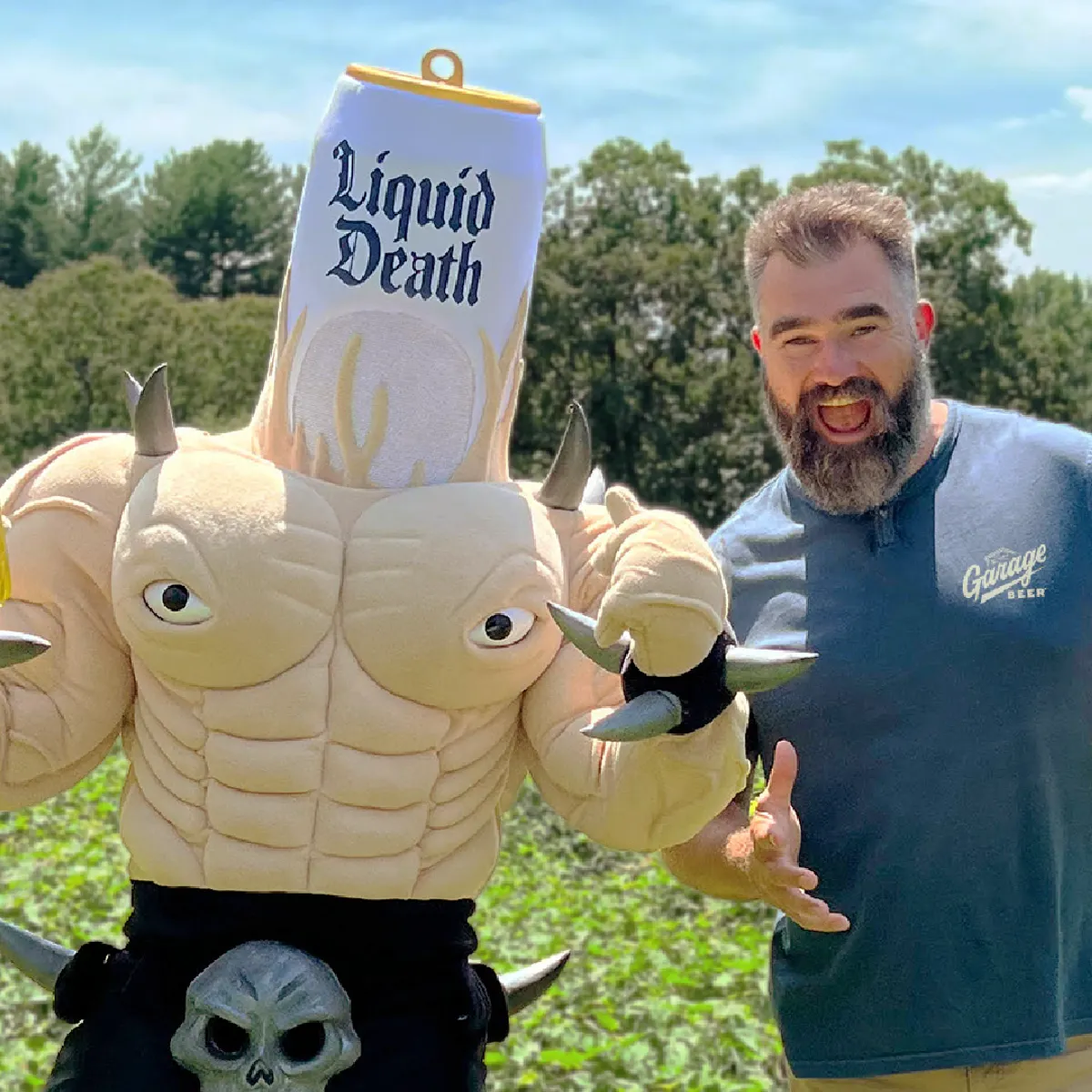 Liquid Death and Garage Beer take on AI data centers — with pee — GLOBAL — Aslikannih