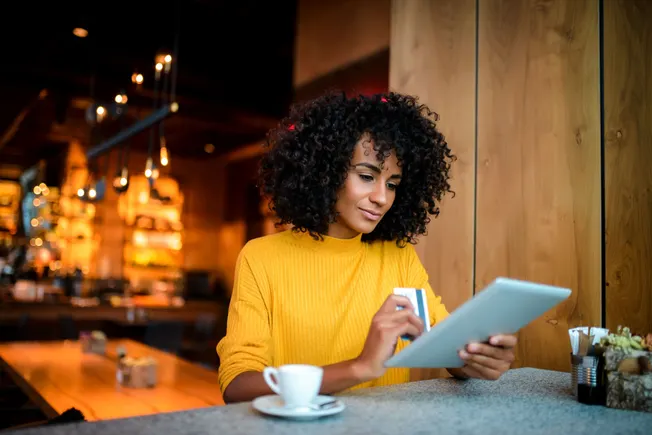 Same query, different intent: The revenue risk of irrelevant search results