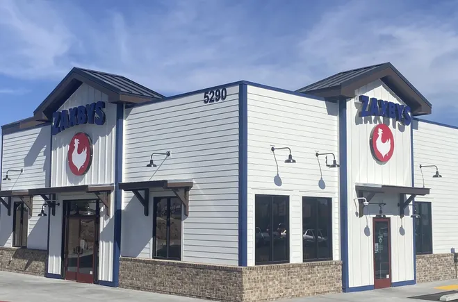 Zaxbys debuts in New York