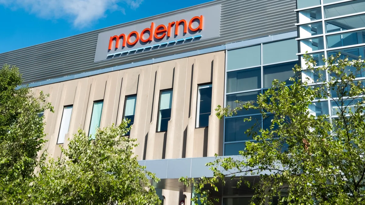 A building with the Moderna logo.