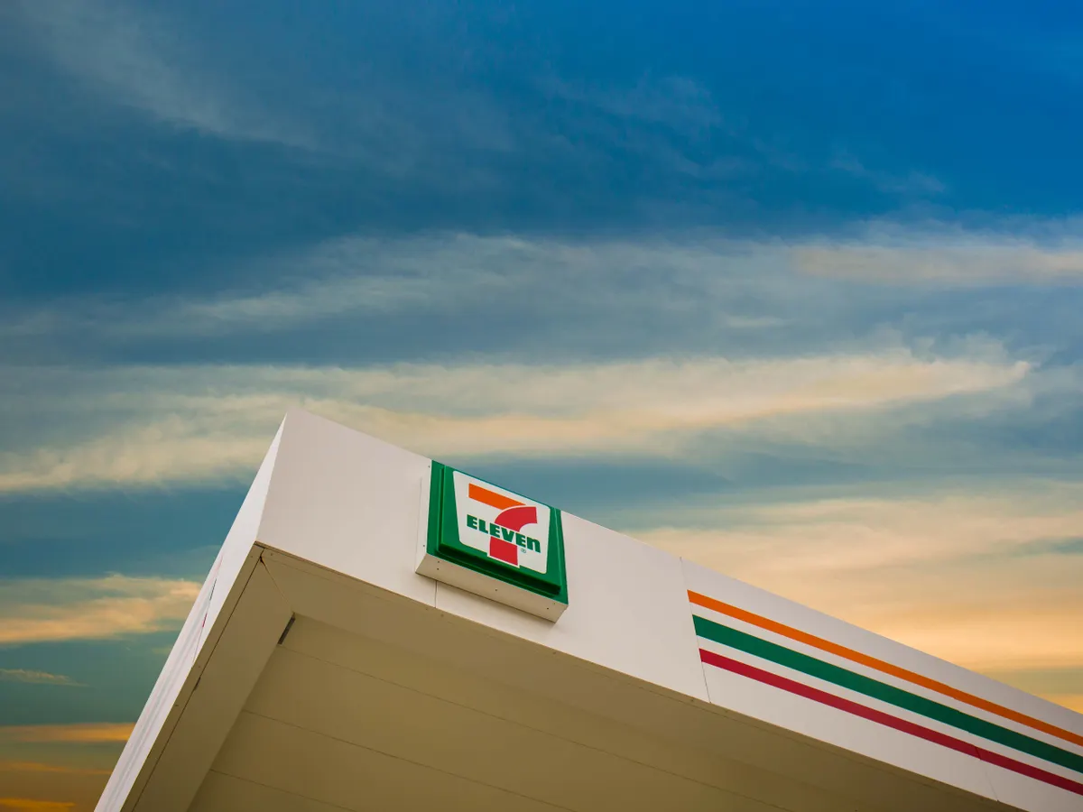7-Eleven testing new financial services in stores | Retail Dive