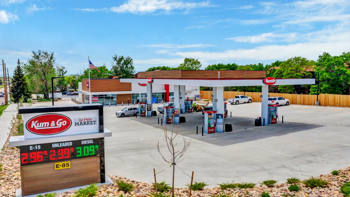 A photo of the exterior of a Kum & Go location.