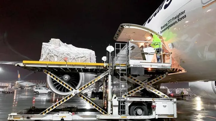 Air cargo spot rates see a downward drift in May
