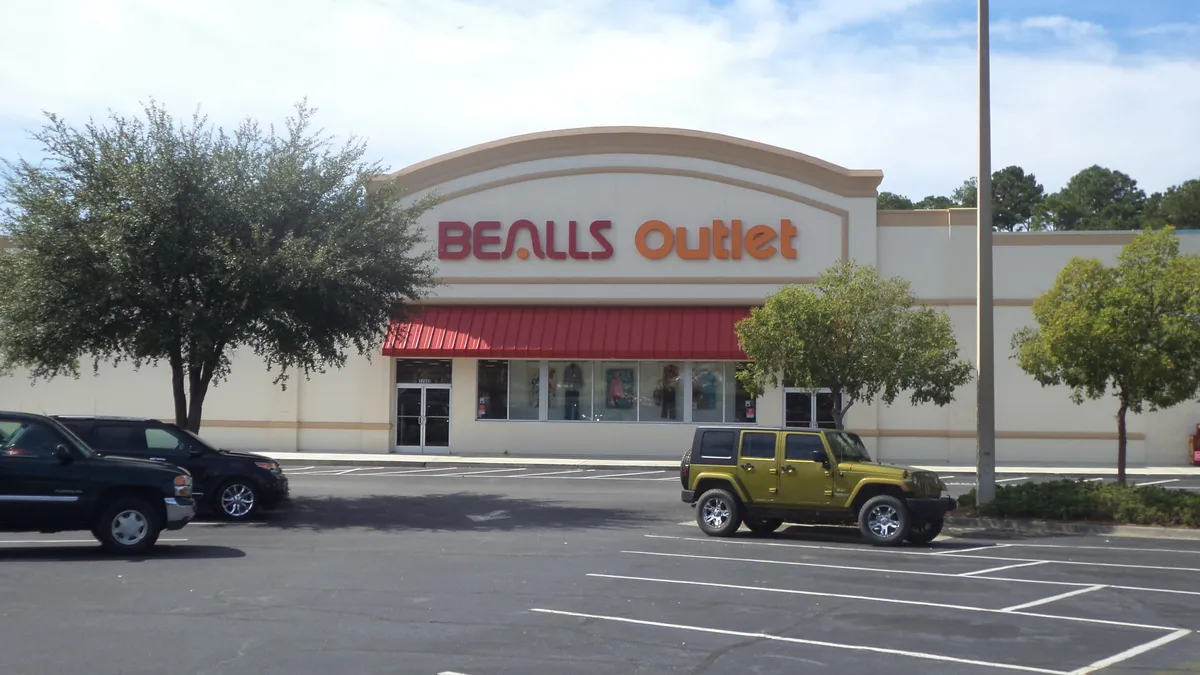 A Bealls Outlet storefront