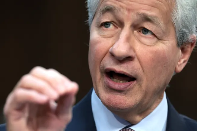 JPMorgan’s Dimon sees 10.3% pay bump to $43M