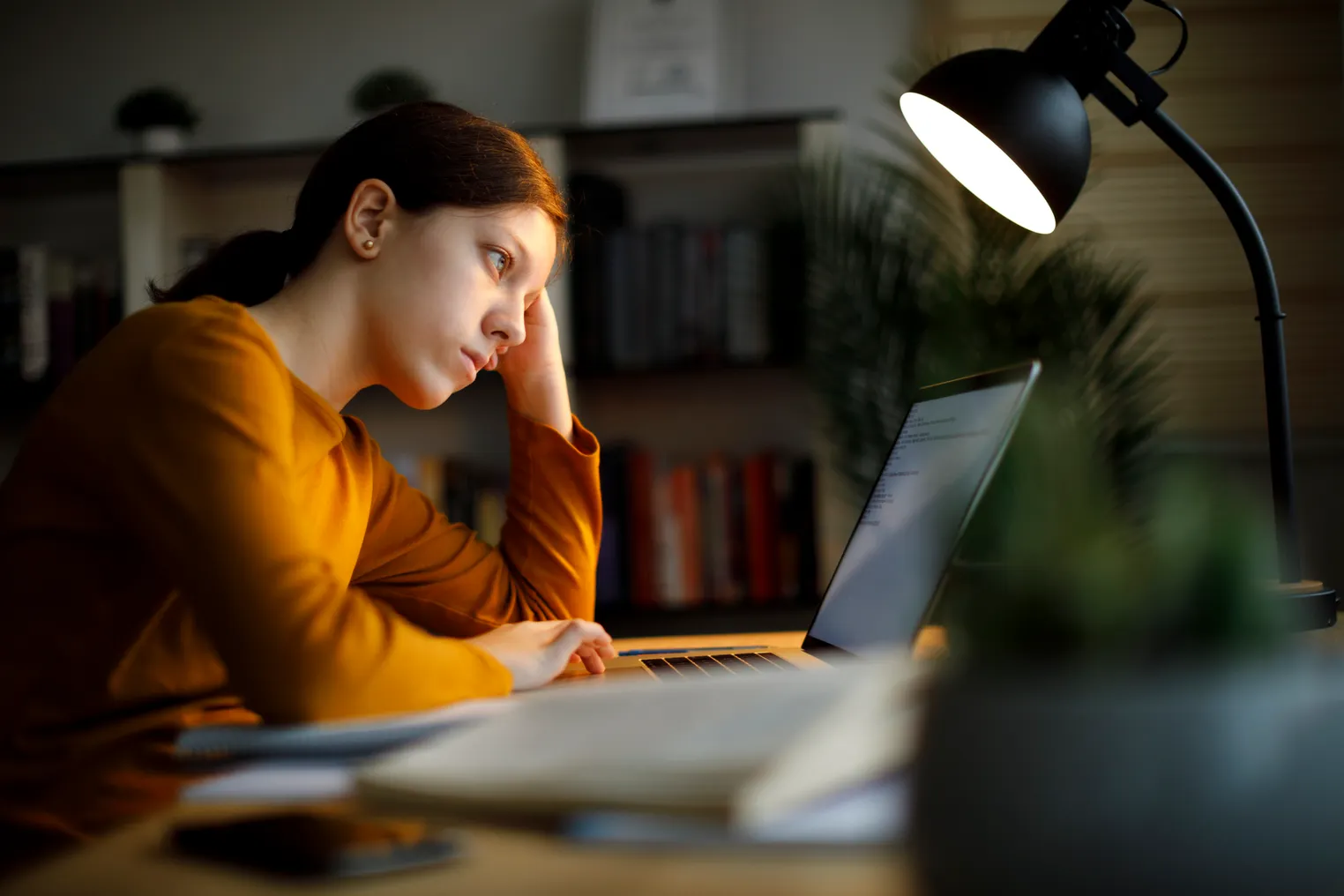 stressed woman on laptop