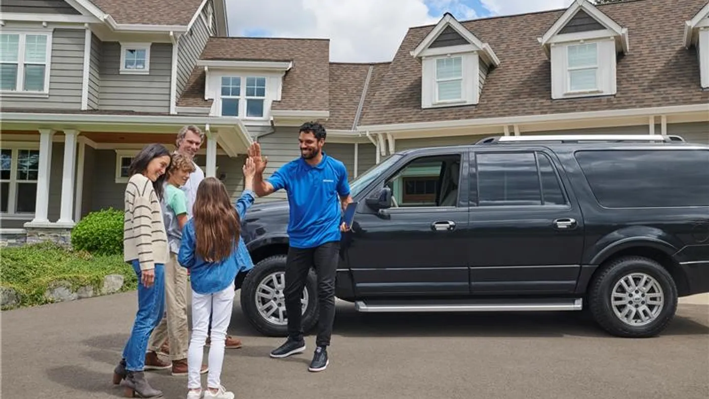 U.S. Bank and Lithia provide new service for at-home car sales.