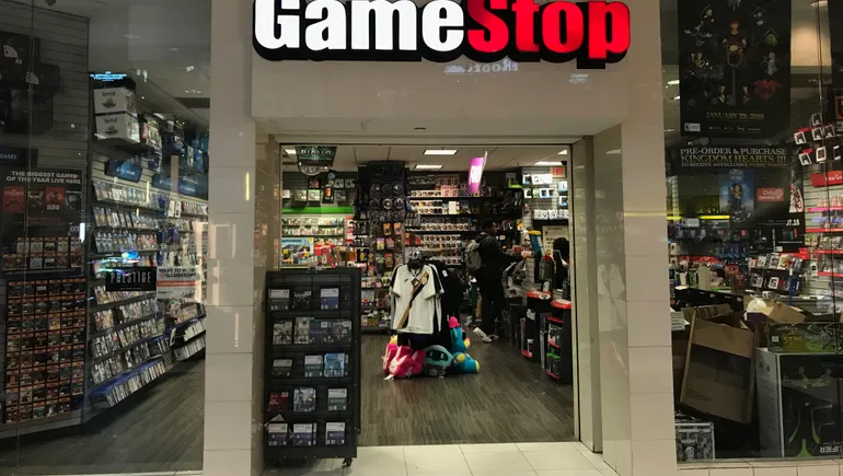 www.retaildive.com