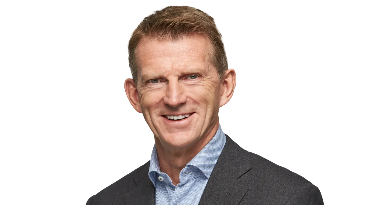 Professional photo of Jonny Mason