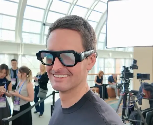 Snapchat Specs Evan Spiegel