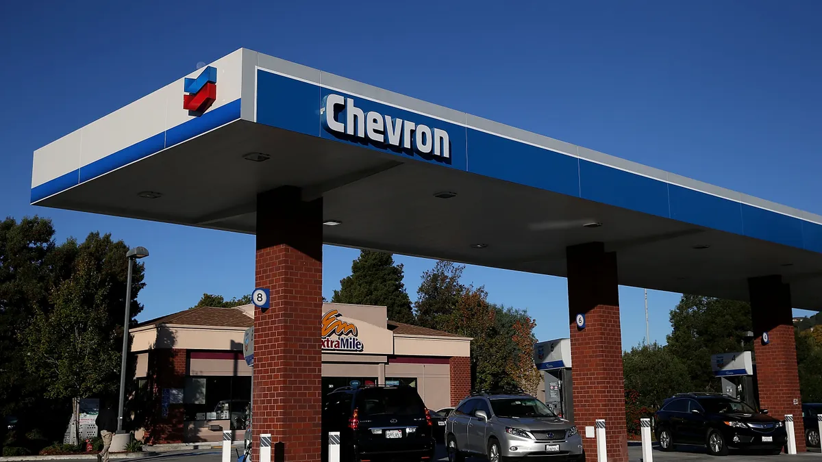 A photo of a Chevron ExtraMile c-store.