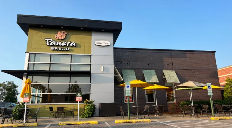 Panera to relocate HQ to Massachusetts