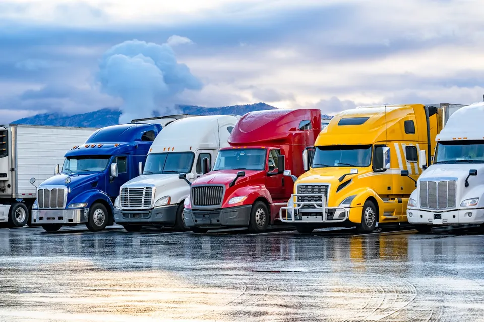 Watch 3 Ways Data Optimizes Fleet Operations