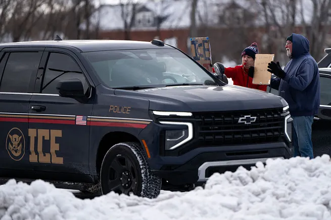 ‘Fear’ and ‘chaos’ threaten employers’ 2026 immigration plans