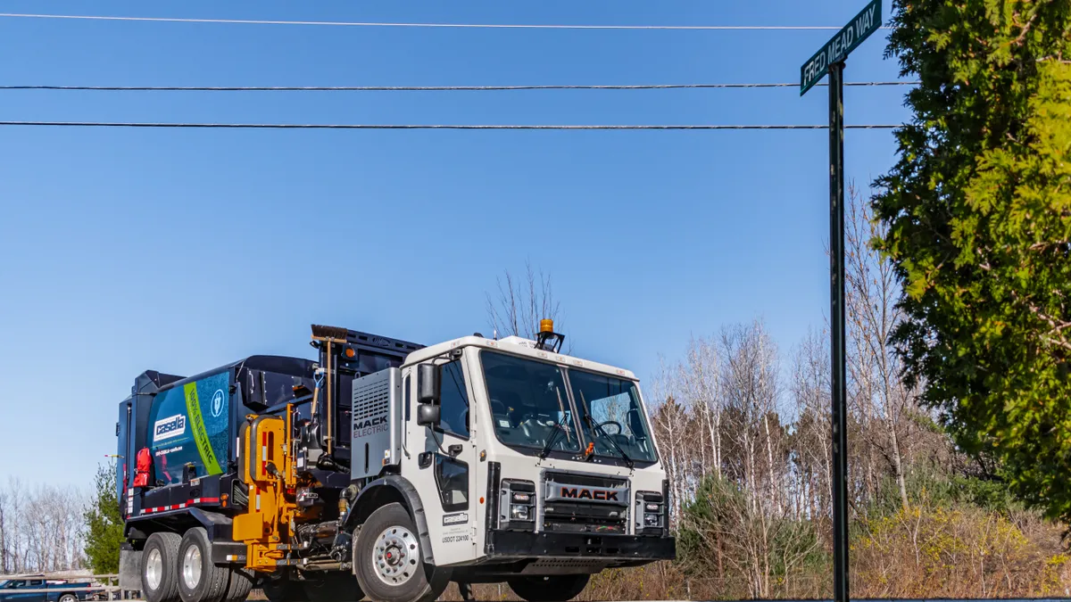 Casella's Mack LR Electric truck