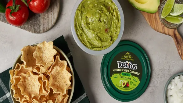 Tostitos guacamole dip